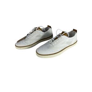 Vlado womens  Bella casual sneaker white Size 8